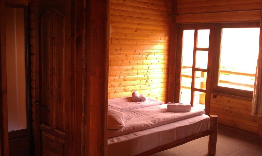 Sîmbăta de Sus Casa Muntelui - Sambata旅馆 客房 照片